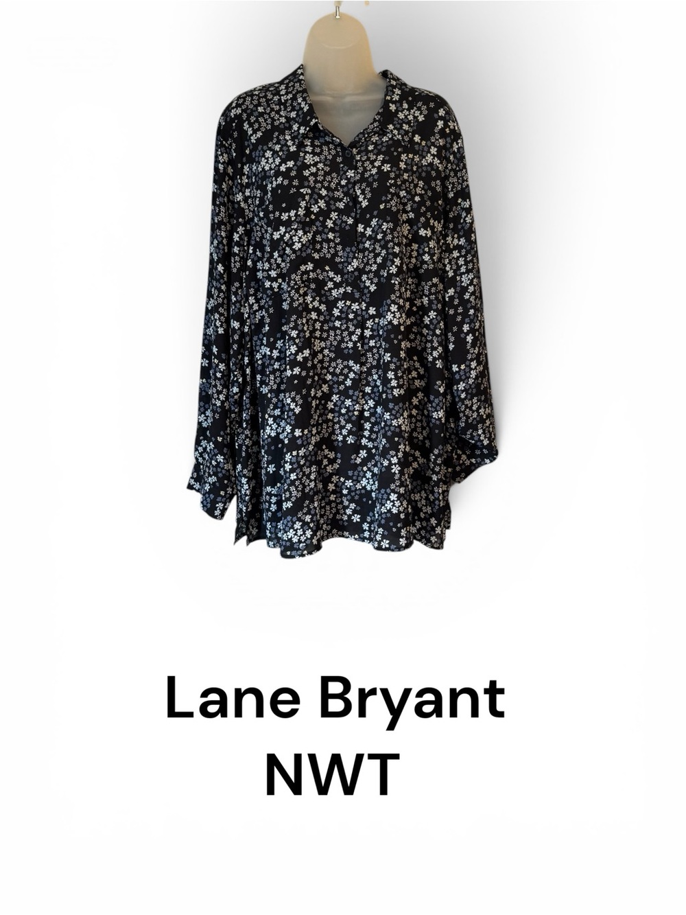 NWT Lane Bryant Black w/Light Blue Flowers Blouse  PLUS:  26/28    #E